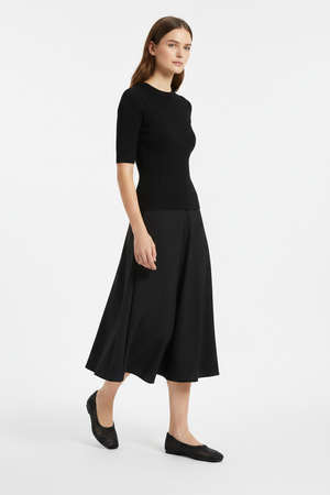 Vonda Black Woven Ballet Flats | Naked Flat Trend | Lightweight Lattice Weave