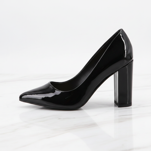 High-Vamp Block Heel Pump – Black