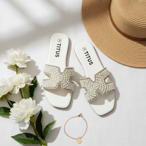 Flat Lay Resort