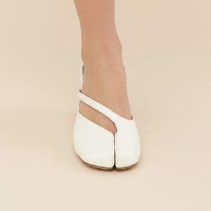 Front Close-Up – White